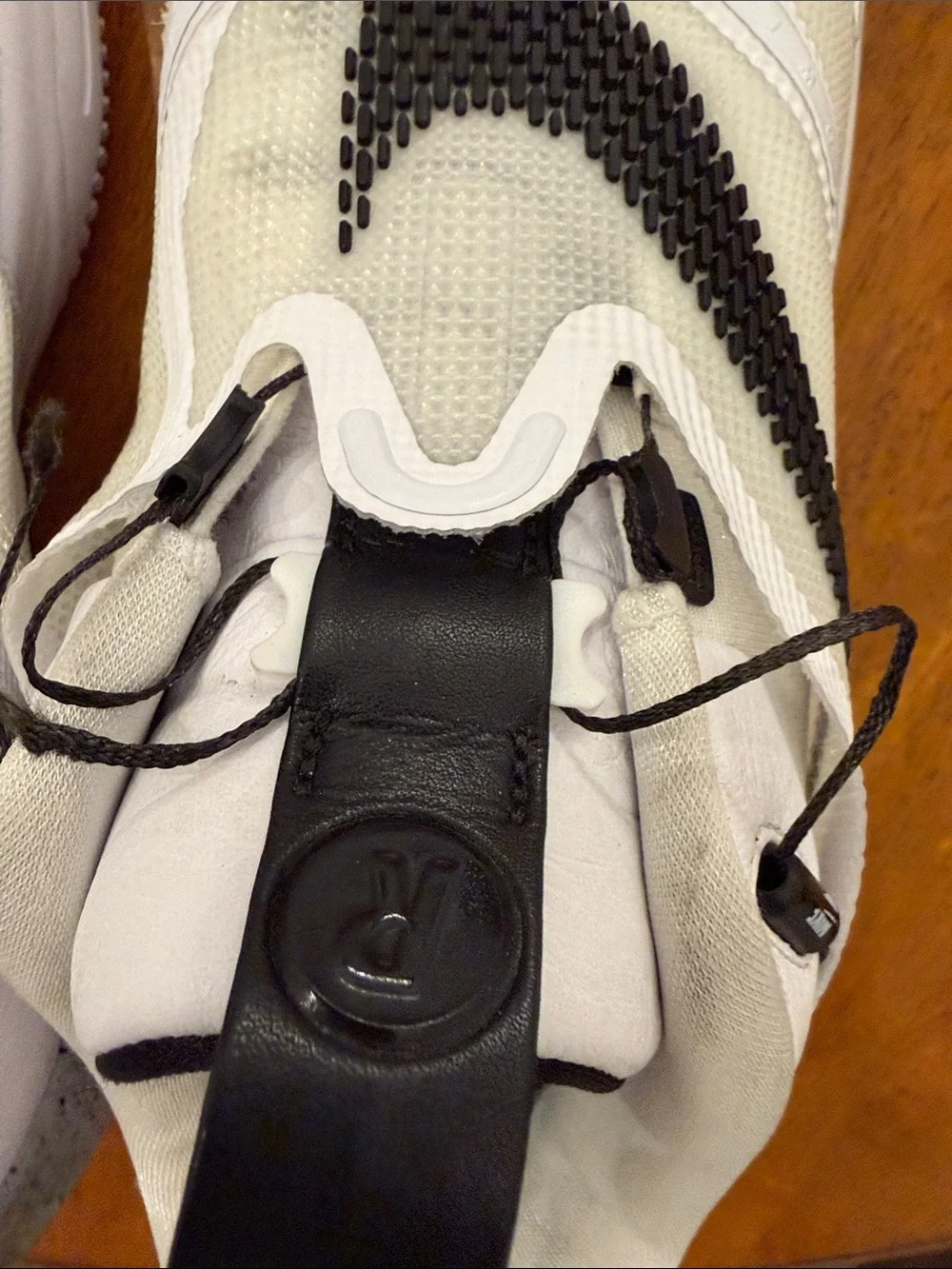 Nike men White and Black Speckled Adaptive Sneakers 8.5